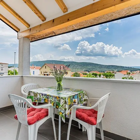 Apartment Livia Cres Exterior photo
