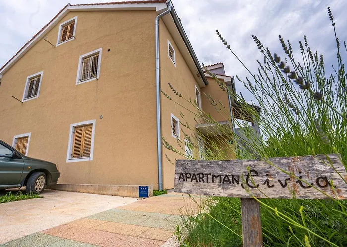 Apartment Livia