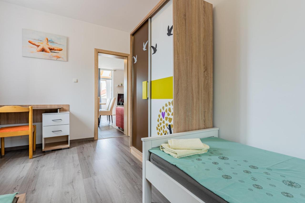 Livia Apartment